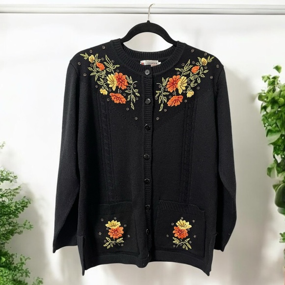 Luxueux Sweaters - LUXUEUX Sz XL Vintage Floral Beaded Embroidered Cardigan Sweater Wool-Blend - XL